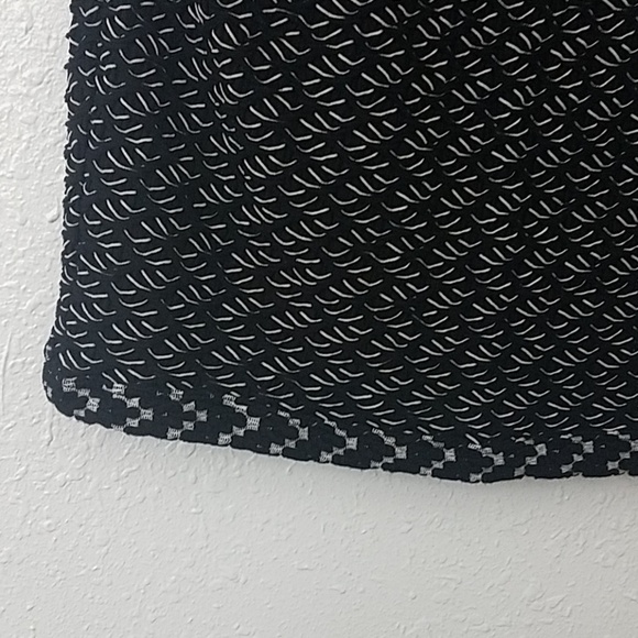 postmark Anthro Medium blouse black white cropped - Picture 5 of 7